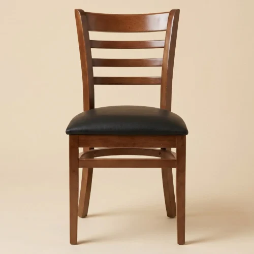Silla Catalán de madera de pino para eventos o restaurantes. Asiento tapizado con vinipiel, respaldo de madera.