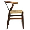 Silla Wishbone Tejido de madera de pino con asiento de celulosa natural, no apilable.