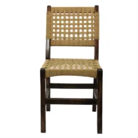 Silla Cordelia 02 de madera de pino, respaldo y asiento con tejido de celulosa natural, no apilable.