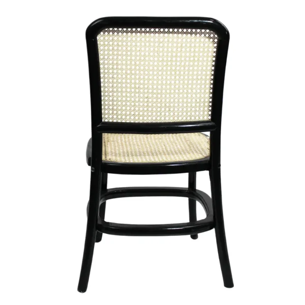 Silla Felisa Tejido de madera de pino con respaldo y asiento de bejuco sintético, apilable.