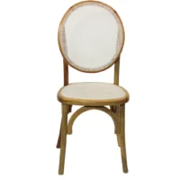Silla Helen de madera de pino, respaldo de bejuco sintético, asiento tapizado en color beige, apilable, adecuada para interior.