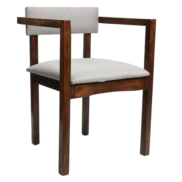 Silla Laura de madera de pino con respaldo y asiento tapizados, no apilable.