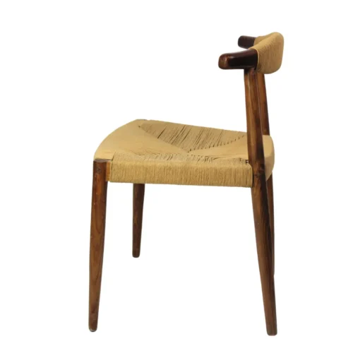 Silla Romi Tejido de madera de pino con respaldo y asiento de celulosa natural, apilable.