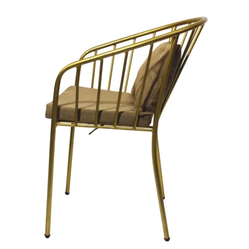 Silla Chloe metálica, de acero tubular, asiento de metal con tapizado, funda con tiras para ajuste. Adecuada para interior.