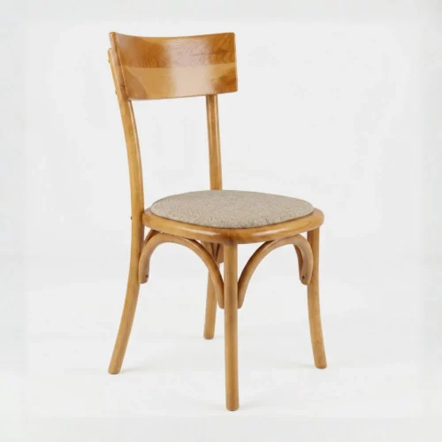 Silla Noback de madera de pino con asiento tapizado, apilable.