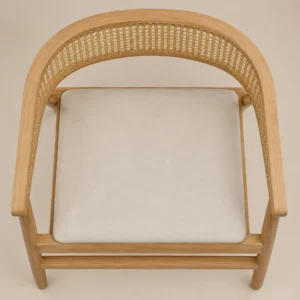 Silla Praga de madera de pino, vista desde arriba asiento tapizado.