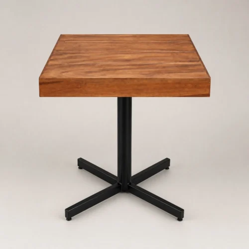 Mesa Pedestal, con cubierta de triplay de pino y base metálica. Ideal para interiores.