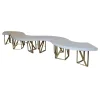 Mesa Serpentina o Dona 01 para eventos, ideal para interior, con cubierta triplay de pino.