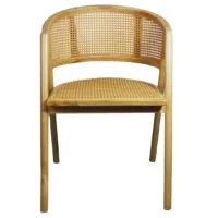 Silla Jade 02, fabricada a base de madera de pino, con el respaldo y asiento tejido de bejuco sintético. Ideal para interiores. No apilable.