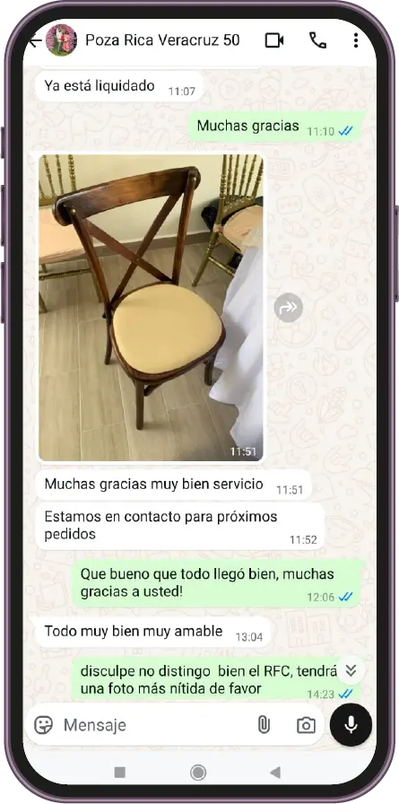 Silla Crossback testimonio de clientes satisfechos.