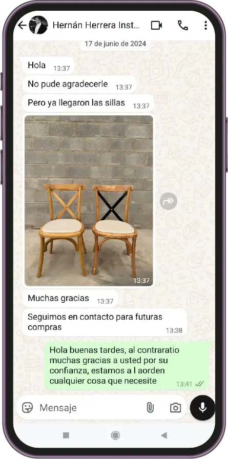 Silla Crossback testimonio de clientes satisfechos.