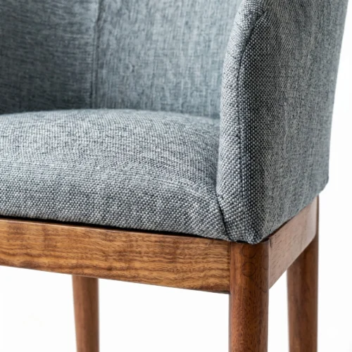 Silla Boss de Madera de Pino, respaldo y asiento tapizado. Ideal para el sector Horeca e interiores.