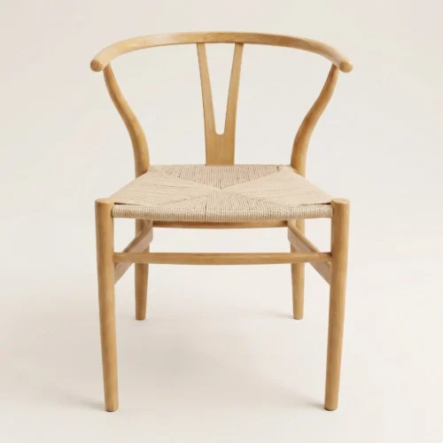 Silla Wishbone de Resina, asiento tejido con cordón de alta resistencia. Silla para eventos.