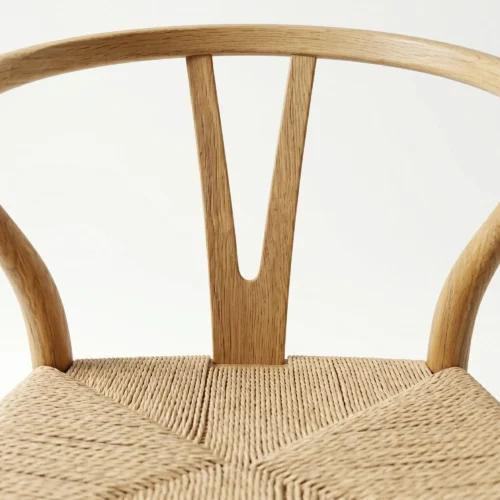Silla Wishbone de Resina, asiento tejido con cordón de alta resistencia. Silla para eventos.